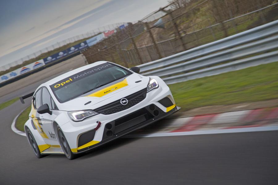  Opel Astra TCR 2016 года  (фото 6 из 29)
